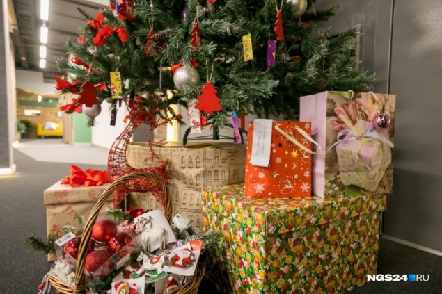 Губернатор запретил новогодние корпоративы и другие банкеты в ресторанах