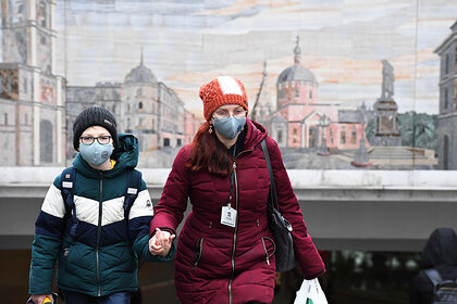 Врач назвал два опасных симптома коронавируса