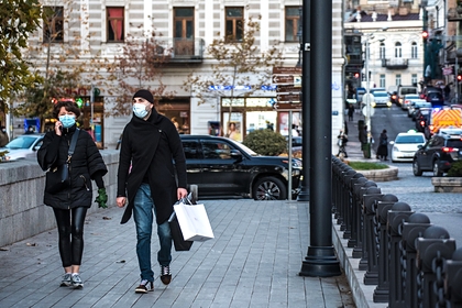 Глава «Вектора» назвал срок окончания пандемии коронавируса