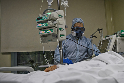 Врач назвал два главных симптома наступления тяжелой формы COVID-19