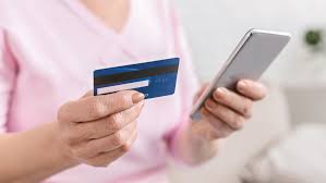 Жительница Канска вовремя позвонила матери и уберегла часть ее денег от мошенников