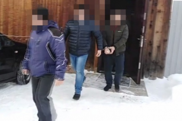 Мужчина похитил своего младшего брата из-за женитьбы на его бывшей