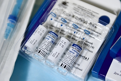 В Роспотребнадзоре констатировали эффективность вакцин против британского штамма