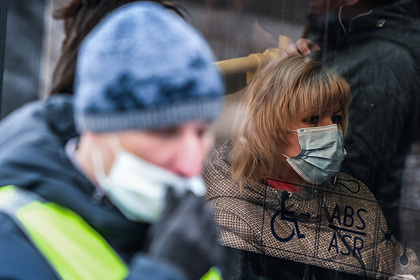 В Роспотребнадзоре дали прогноз по снижению заболеваемости коронавирусом