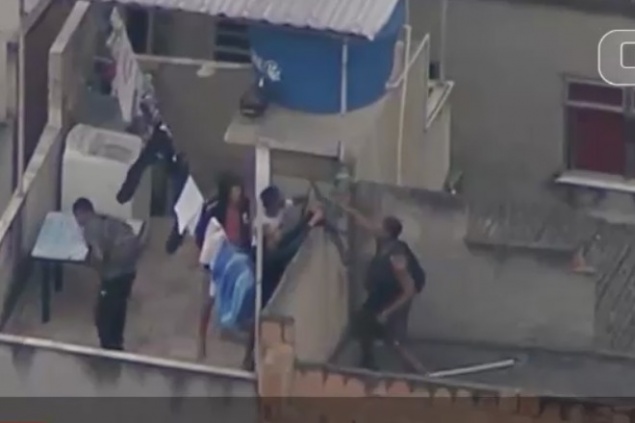 В Рио-де-Жанейро 25 человек погибли во время перестрелки в метро