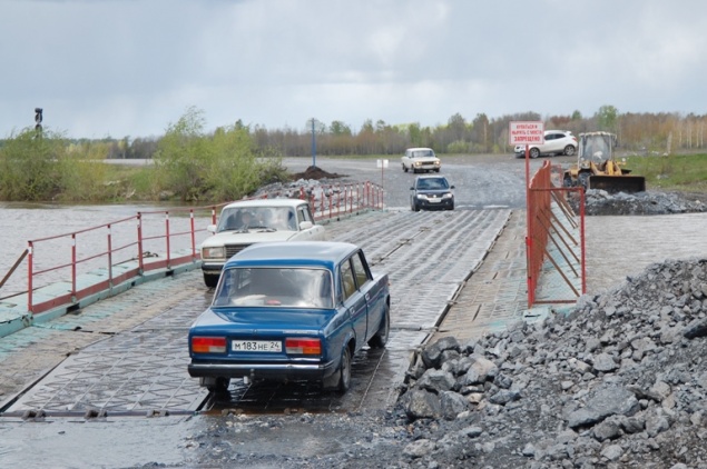 Сроки установки понтонной переправы через Чулым переносятся в связи с неблагоприятными погодными условиями