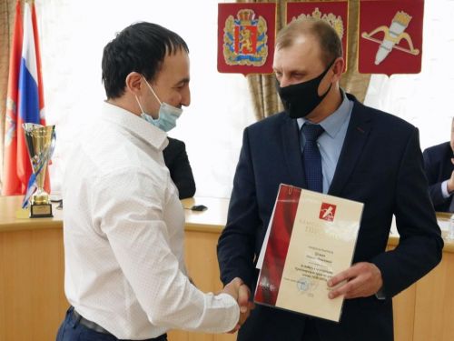 «Лучшие в регионе!»: городские власти поблагодарили сборную Ачинска за блестящую победу на Чемпионате Красноярского края по хоккею сезона 2020-2021