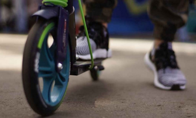 Что делать, если столкнулся с самокатчиком?