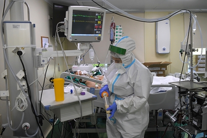 Российский врач назвал способ остановить пандемию COVID-19