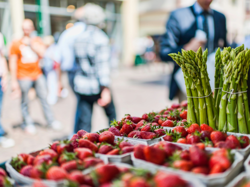Территория «зелёного базара» в 7 м-оне в Ачинске временно закрывается для благоустройства