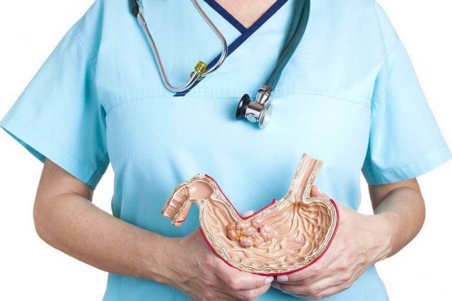 Названы неожиданные признаки рака желудка