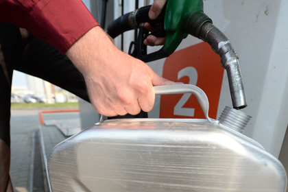 СМИ анонсировали очередной дефицит бензина