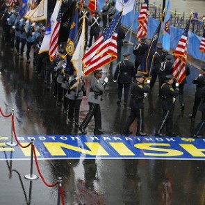 Финишный участок Бостонского марафона эвакуирован из-за угрозы взрыва