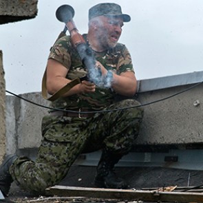 СМИ сообщили о сбитом под Славянском вертолете