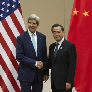 США предложили Китаю присоединиться к санкциям против России