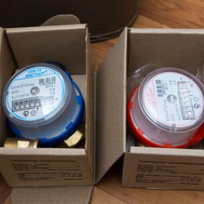 Стоимость услуг ЖКХ для уклонистов от счетчиков станет расти ежеквартально