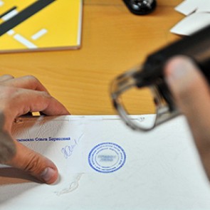 Российским предпринимателям разрешат работать без печати