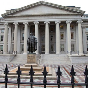 Россия увеличила вложения в облигации США