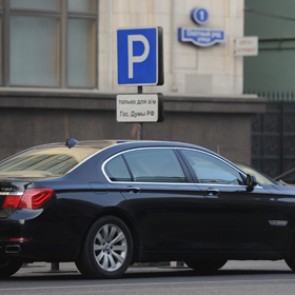 Правительство запретит госкомпаниям закупать импортную технику