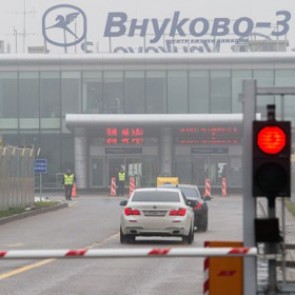 Заслуженный пилот России назвал аварию во Внуково позором