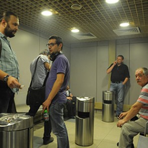 Депутаты подумают о возвращении курилок в аэропорты