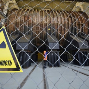 Россия приняла под свою ответственность ядерные объекты в Крыму