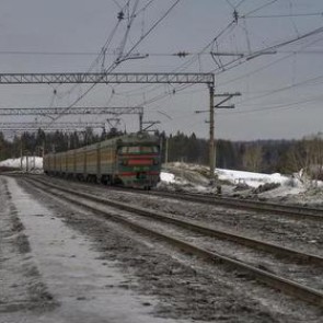 На Урале пассажирский поезд столкнулся с локомотивом