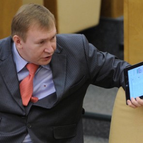 Поддубный предложит ужесточить антитабачный закон