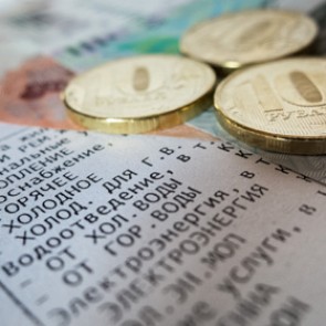 Плату за переработку мусора предложили возложить на потребителей услуг ЖКХ