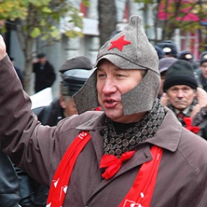 КПРФ потребовала убрать из эфира антироссийски настроенных артистов