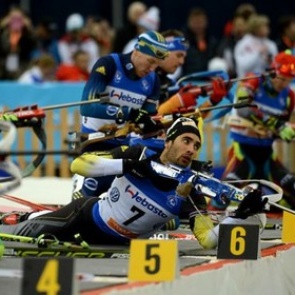 Сборная России по биатлону заняла 12-е место в первой гонке сезона