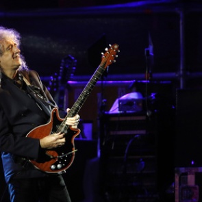 Гитарист Queen объявил об учреждении Дня астероида