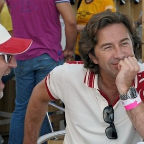 Сюткин посудится с «Луркоморье» из-за нецензурного интернет-мема