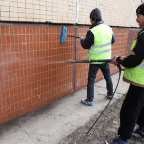Медведев определил квоты на гастарбайтеров