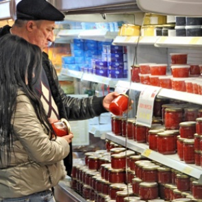 В России подешевела красная икра