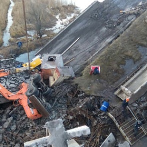 В Калининграде при обрушении моста погибли четыре человека