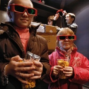 Кинотеатры предложено наказывать рублем за детей на «взрослых» сеансах