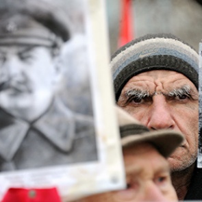 Почти половина россиян посчитала оправданными жертвы в сталинскую эпоху