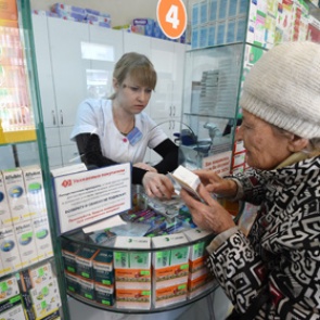 Минпромторг попросили оставить аптекам и магазинам право работать по ночам