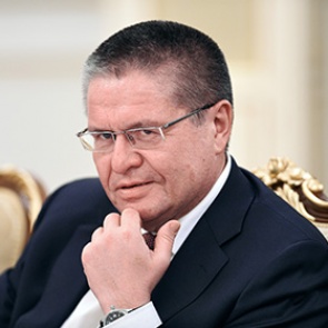 Улюкаев предрек возобновление роста ВВП в России к концу года