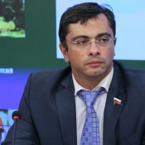 В Госдуме испугались чрезмерного укрепления рубля