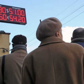 Доллар подрос до 50 рублей в ходе прямой линии президента