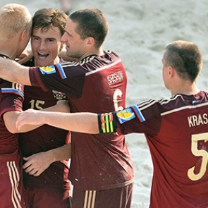 Сборная России по пляжному футболу обыграла Бразилию