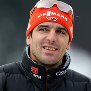 Тренером российских биатлонистов стал немец Рикко Гросс