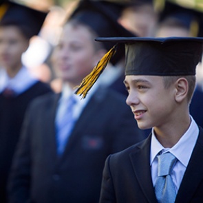 666 выпускников школ ДНР стали российскими студентами