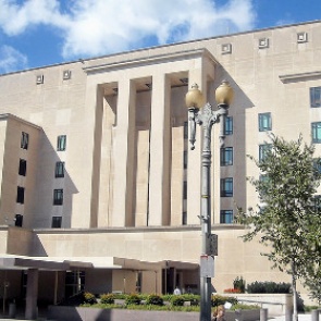 США ввели санкции против оборонных предприятий России