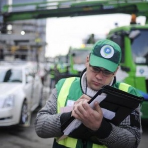 В Госдуме предложили сажать за незаконную эвакуацию машин