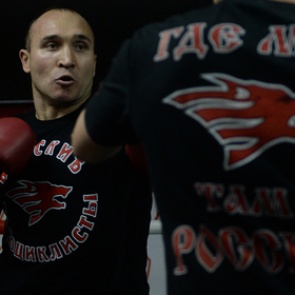 Российский боксер Устинов выиграл бой у американца менее чем за минуту