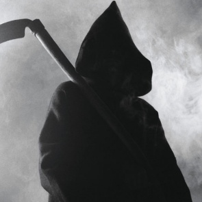 Ученые определили реакцию человека на «запах смерти»