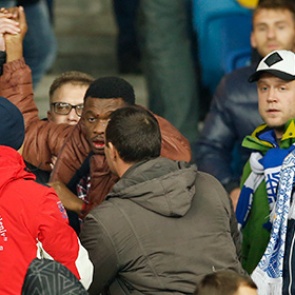 Избитые на матче в Киеве темнокожие фанаты оказались болельщиками «Динамо»